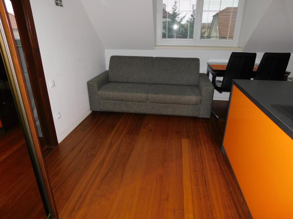 Apartmanovy Penzion Бойнице Экстерьер фото