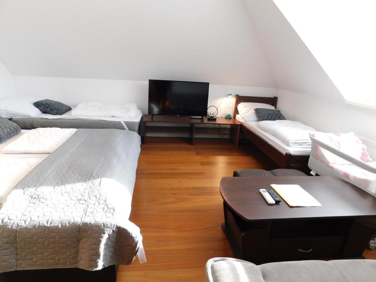 Apartmanovy Penzion Бойнице Экстерьер фото