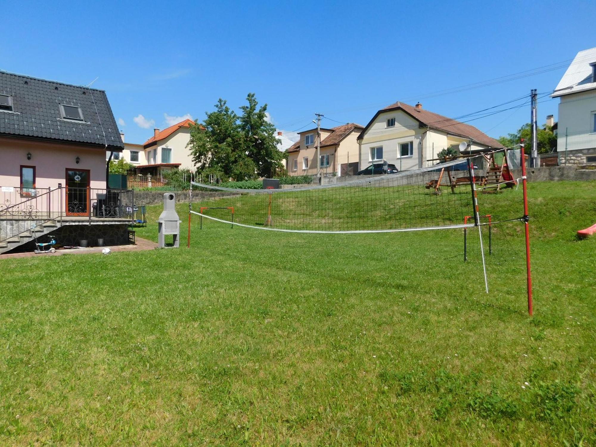 Apartmanovy Penzion Бойнице Экстерьер фото