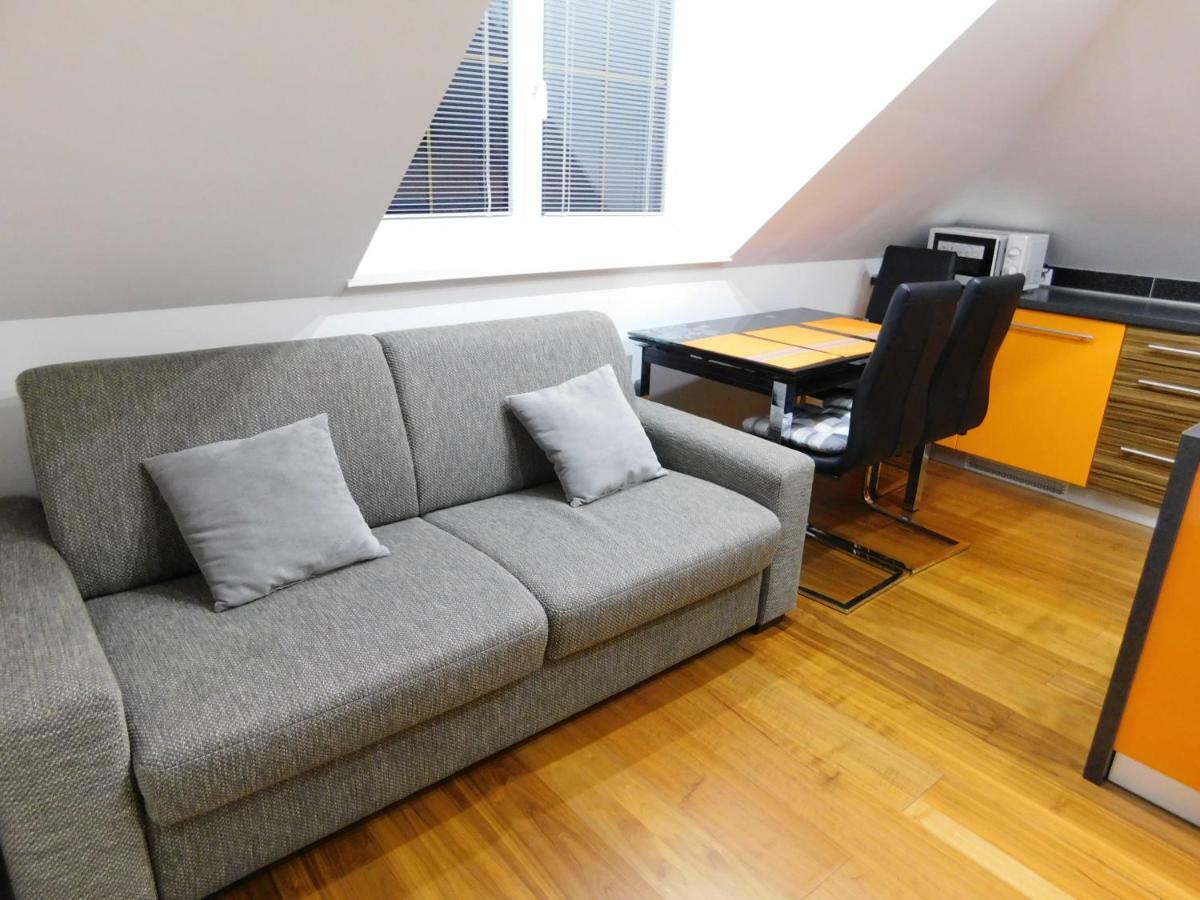 Apartmanovy Penzion Бойнице Экстерьер фото