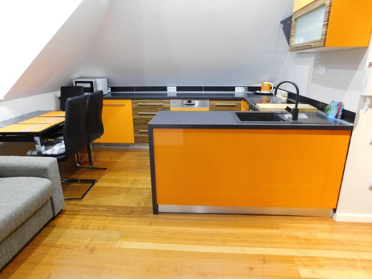 Apartmanovy Penzion Бойнице Экстерьер фото